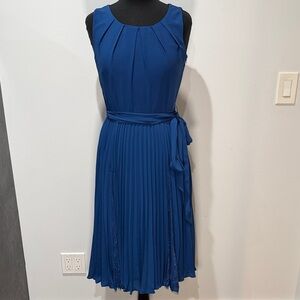 Jacques Vert Collection | Pleated Blue Sleeveless Dress w Lace Detail